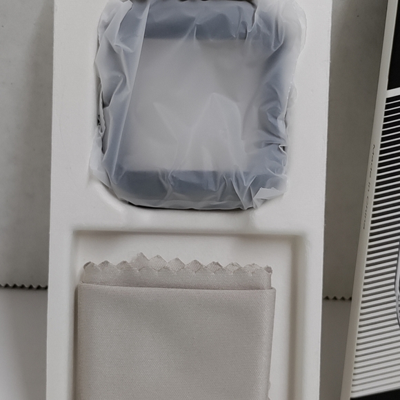 Penom Transparent Clear Protective Case for Watch MK7-44mm Black.Condition is N - Picture 2 of 6